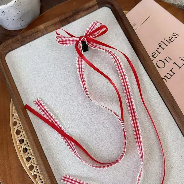 Hair band, red hairgrip, 6053 cells