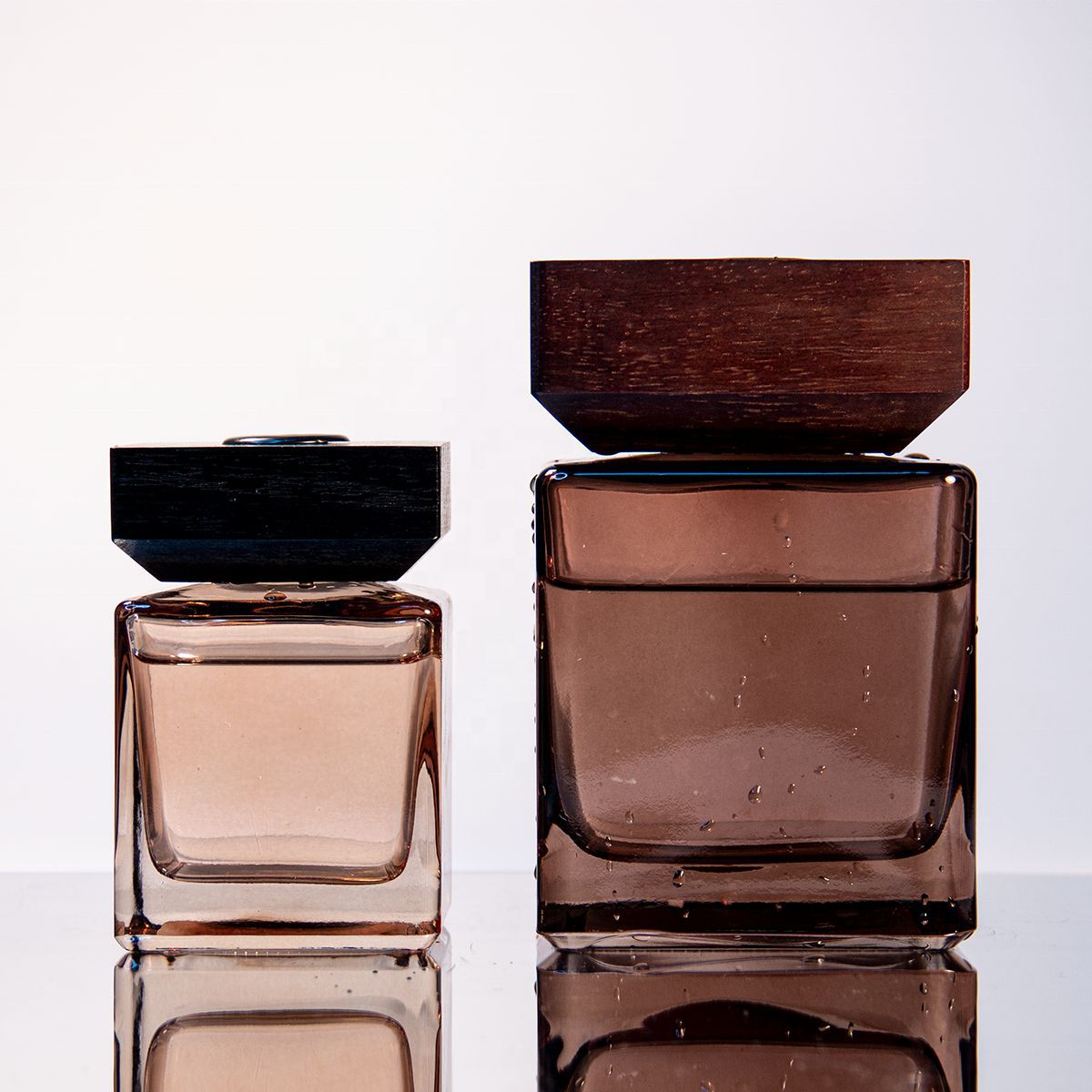 Botella de aromaterapia cuadrada transfronteriza 100ml Fragancia de perfume volátil de ratán sin fuego Botella vacía de aromaterapia transparente volátil