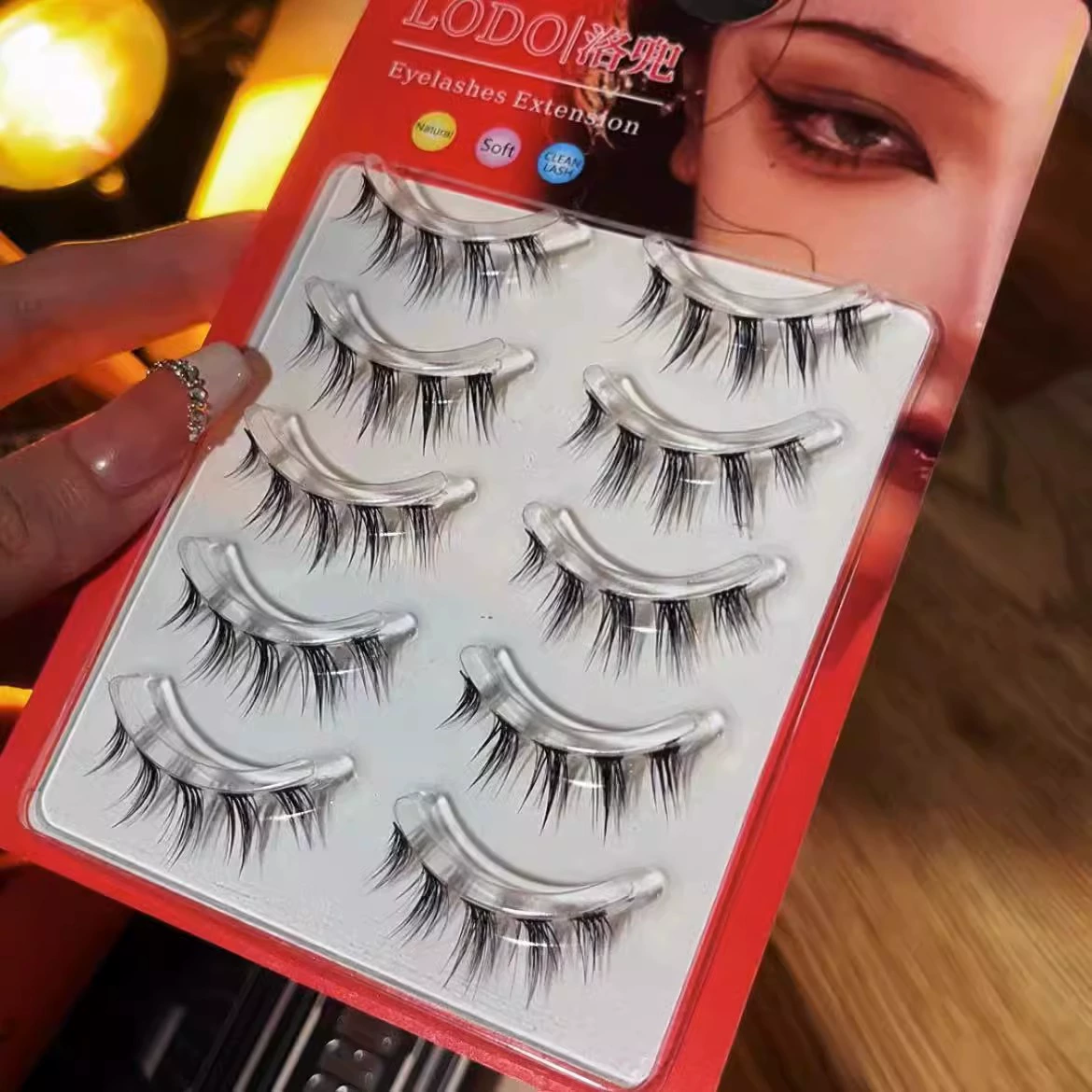 False Eyelash Cluster (Lodo Lowns) natural simulation, soft transparent single clusters