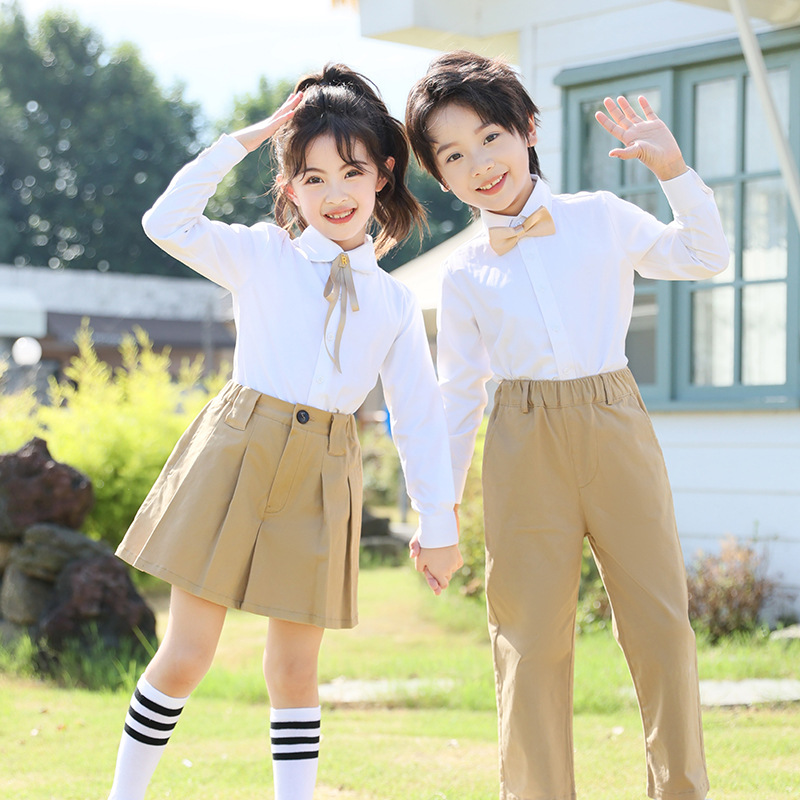 Jardín de infantes uniformes escolares vestidos de niños nuevos productos de rendimiento de coro caqui vestidos de estudiantes de escuela primaria vestidos de jardín