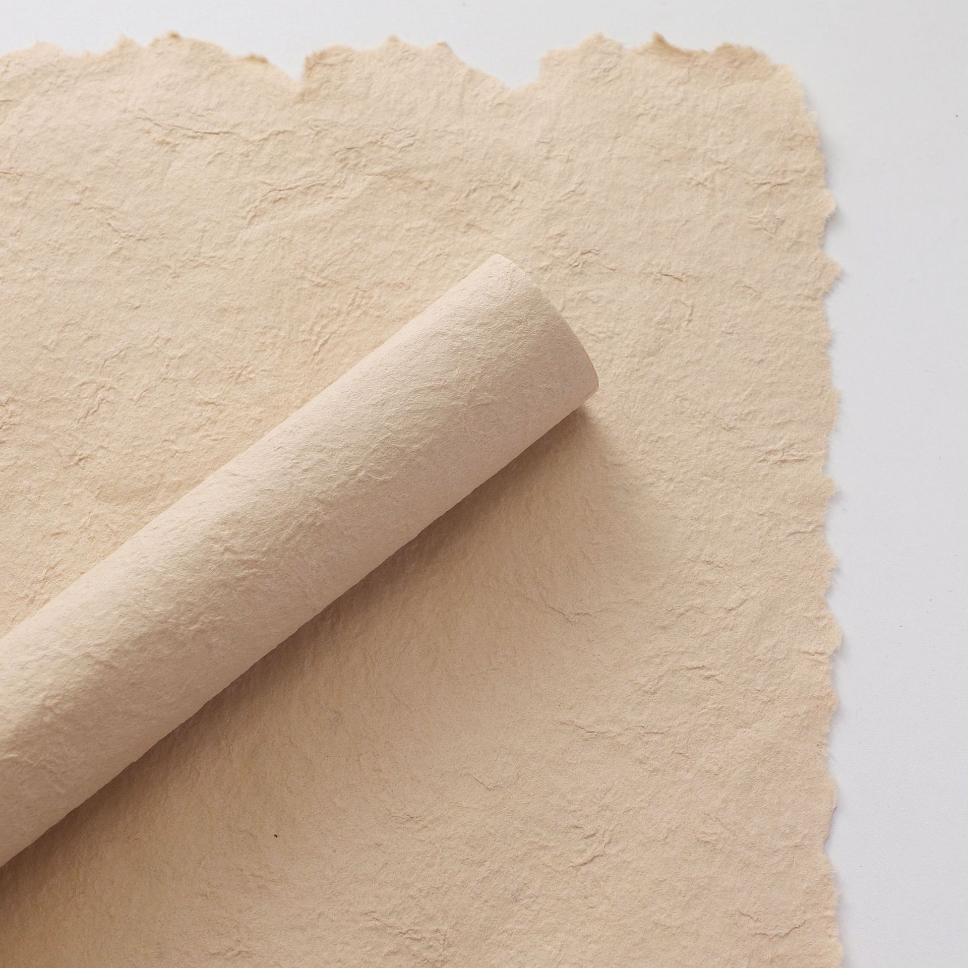 pétalos desgarrados mano Dongba papel embalaje de flores de alta textura materiales hechos a mano papel de envoltura de flores plantas creativas papel de arte al por mayor