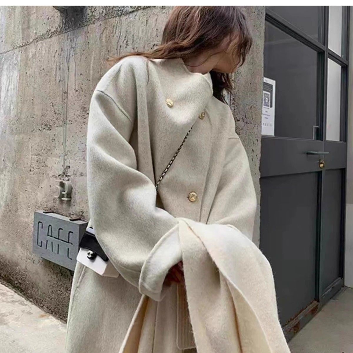 Light gray wool coat for women, 2026 autumn and winter new style, long, loose fit, elegant and sophisticated Korean style wool coat for women.