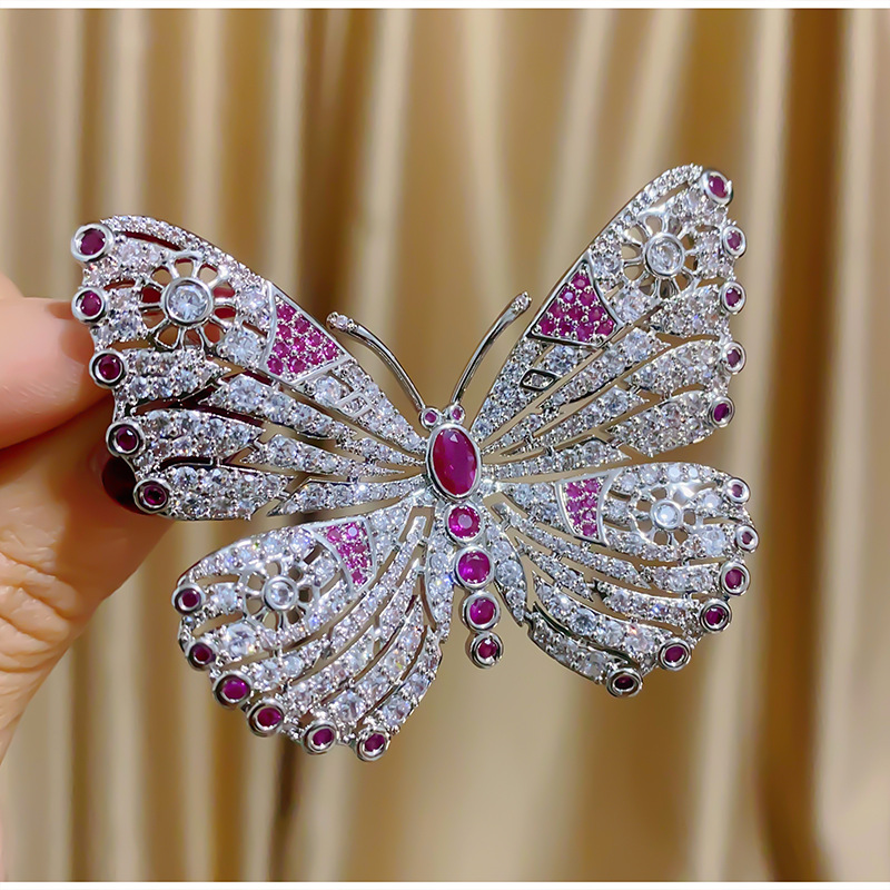 Shiny Butterfly Copper Plating Inlay Zircon Women's Brooches display picture 2