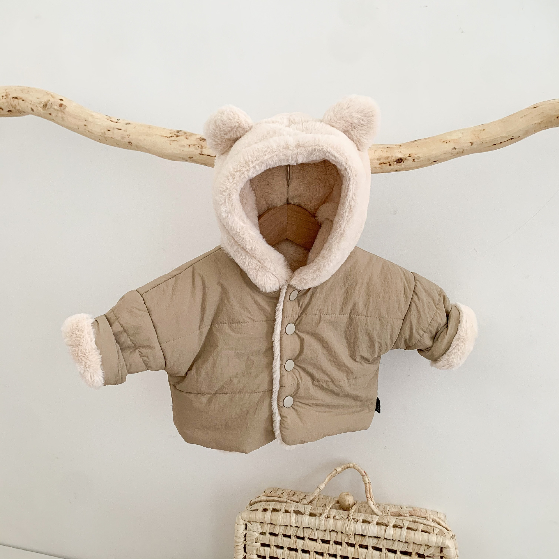 Estilo coreano ropa para niños y niñas neutral engrosada color sólido superior caliente con capucha versátil casual moda oso abrigo de invierno