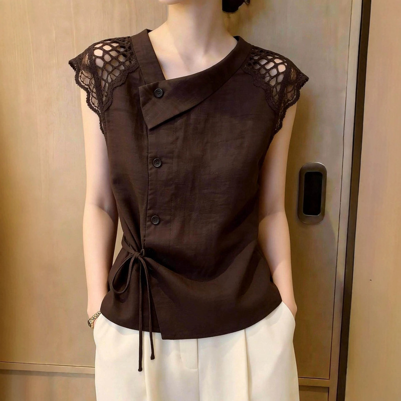 Super stylish short-sleeve shirt, brown lace patchwork short-sleeve t-shirt, women's summer French-style exquisite top Super stylish short-sleeve shirt, brown lace patchwork short-sleeve t-shirt, women's summer French-style exquisite top