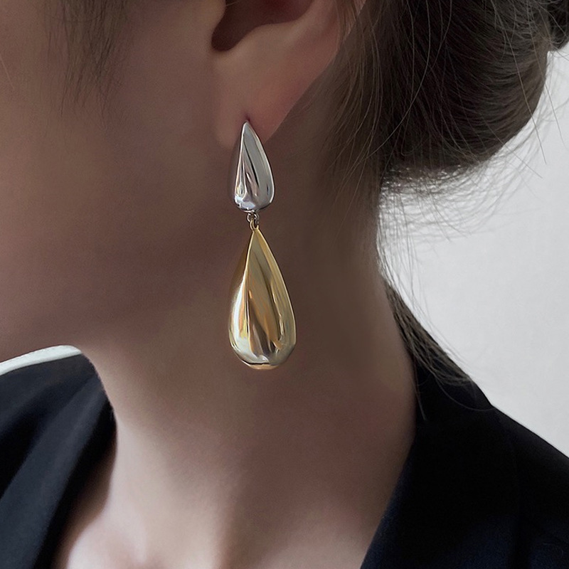 Nuevo estilo transfronterizo color en contraste, gotas de agua brillantes, pendientes asimétricas, pendientes, pendientes drapeados de alta calidad, mujeres