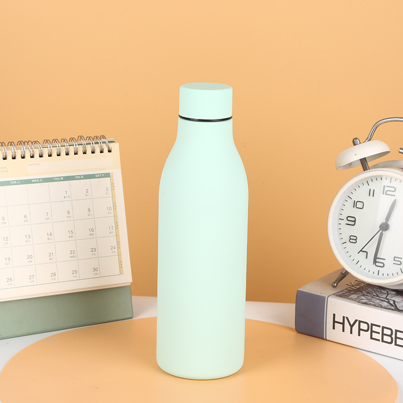 Dentro y afuera 304 taza de aislamiento de acero inoxidable botella de cola especial taza de agua deportiva al aire libre botella de acero inoxidable