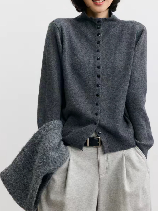 French-style European high-neck pure wool knitted cardigan for women, elegant and loose-fitting, suitable for autumn and winter, versatile as a base layer or outerwear
