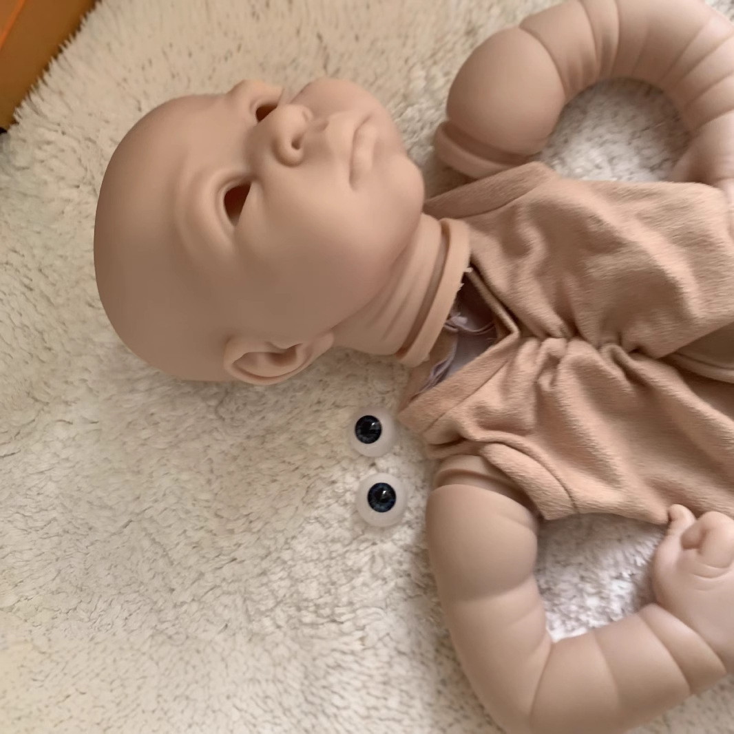 Kit de muñeca reborn suave toque realista 22 pulgadas con cuerpo de tela