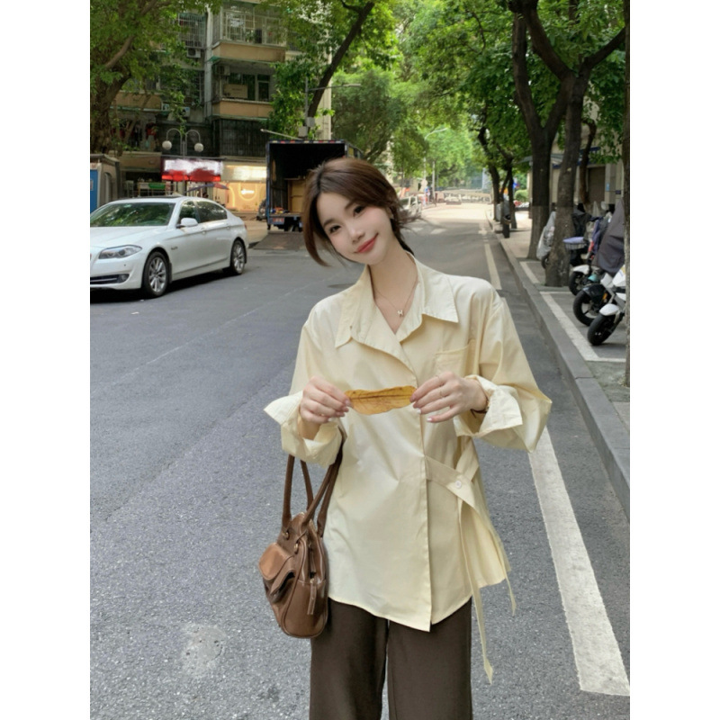 Design solid color retro shirt for leisure