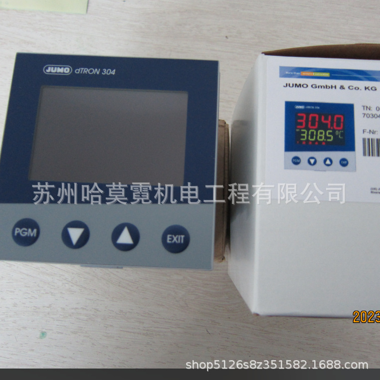 JUMO温度控制器    久茂控制器703044/