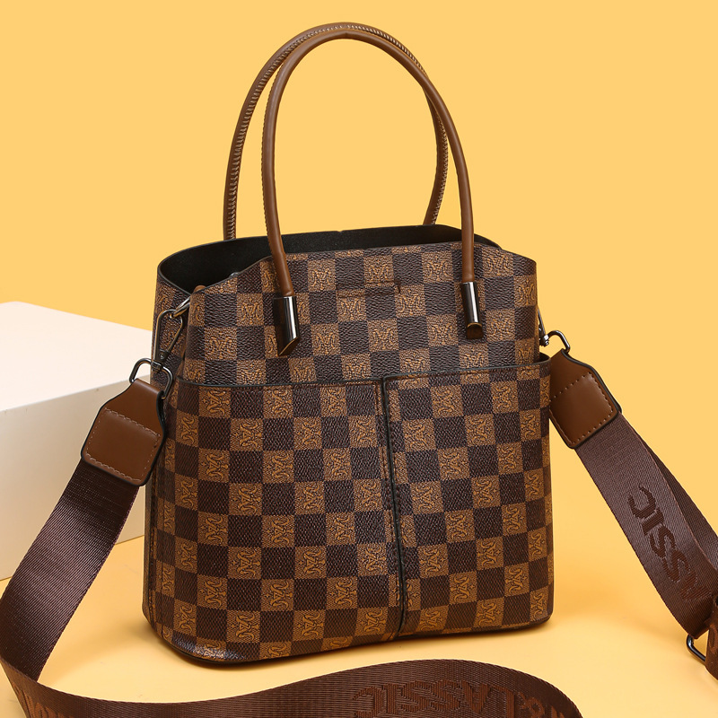 Large-Capacity Women's Handbag 2025 New Fashionable Crossbody Bag High-Quality Retro Printed Bucket Bag