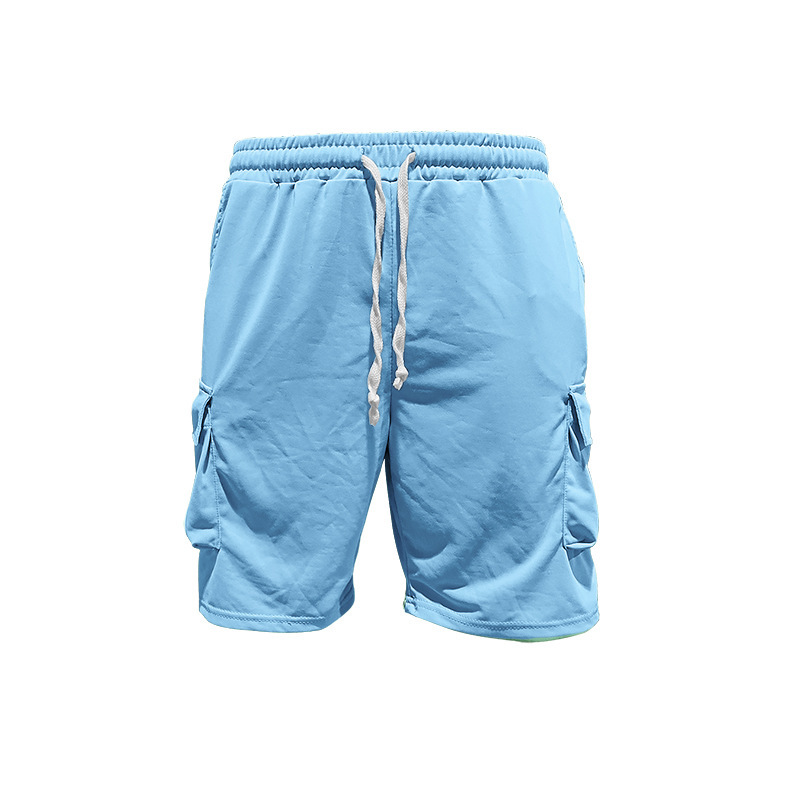 Męski komplet t-shirt i spodenki cargo w stylu sportowym_voghion.com