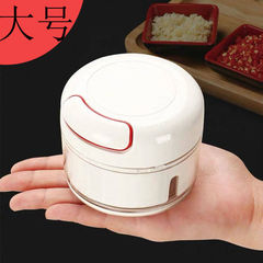 家庭用にんにく泥の神器にんにく泥器をいじって、にんにく蓉にんにくを手でつぶします。