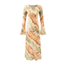 法式浪漫印花喇叭袖长袖连衣裙2025秋季新款圆领收腰修身气质长裙