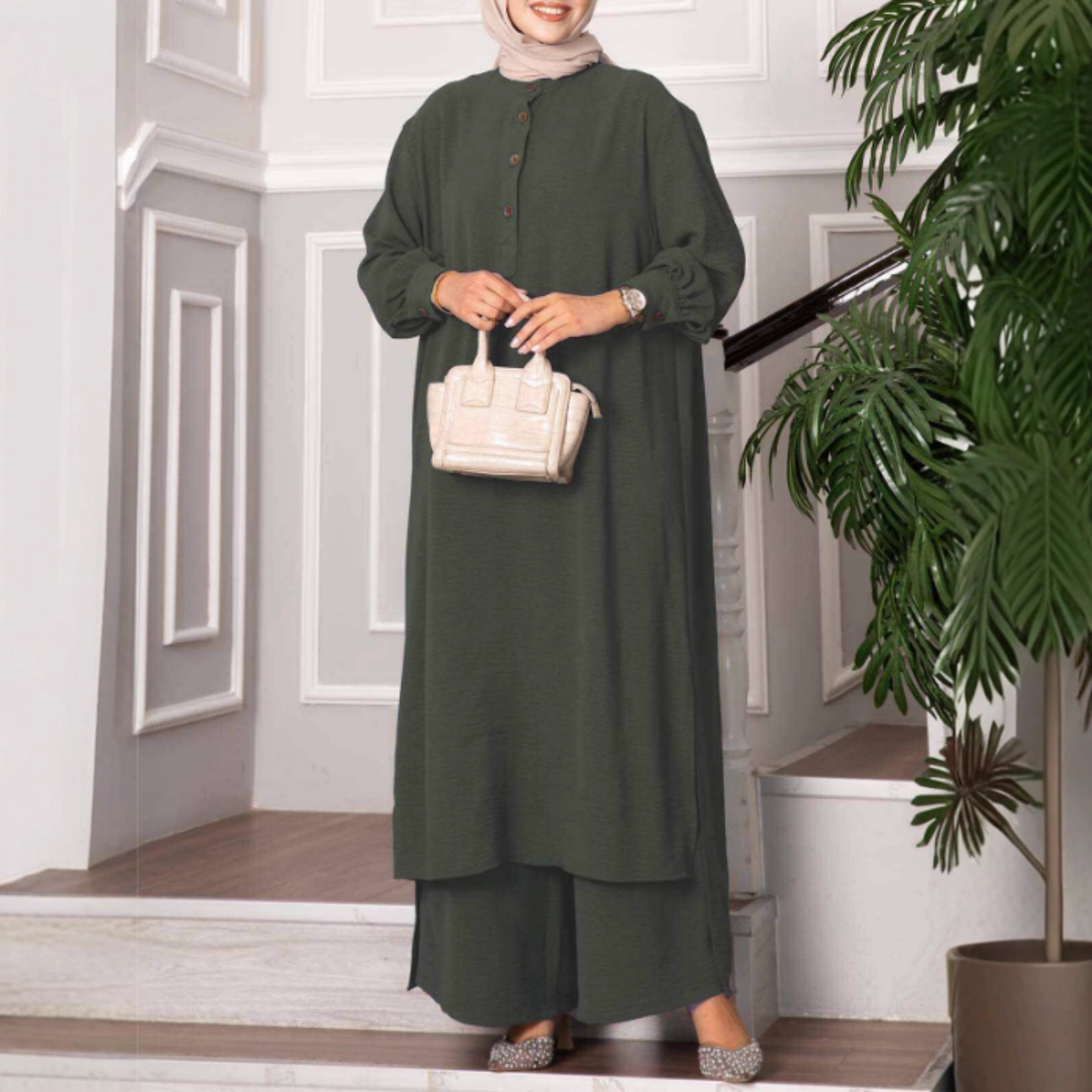 Factory wholesale solid color loose round neck button lantern sleeve asymmetrical layered long suit