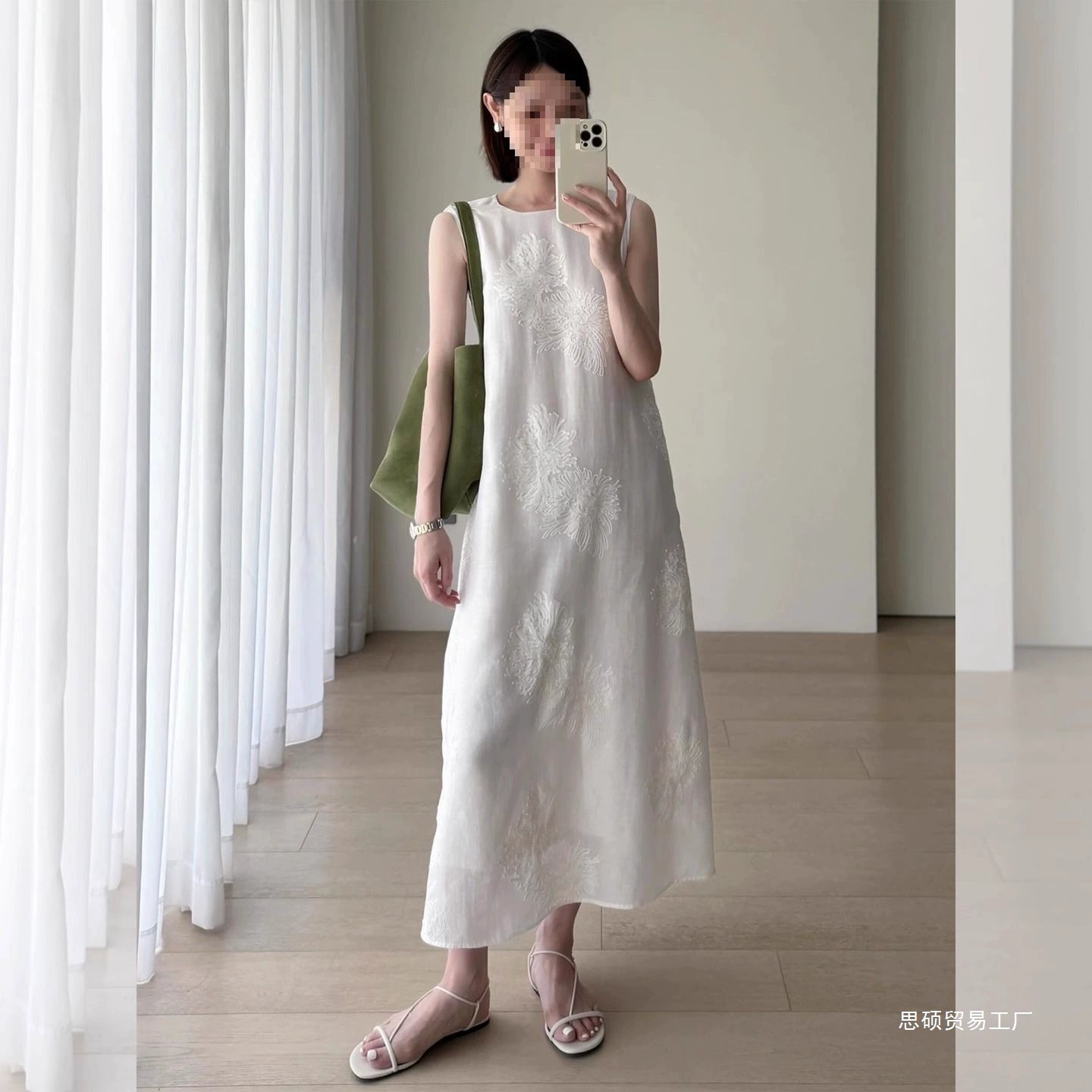 Новое китайское платье в национальном стиле для женщин, белое, с вышивкой, без рукавов, с жилетом и юбкой, лето 2025, новый стиль