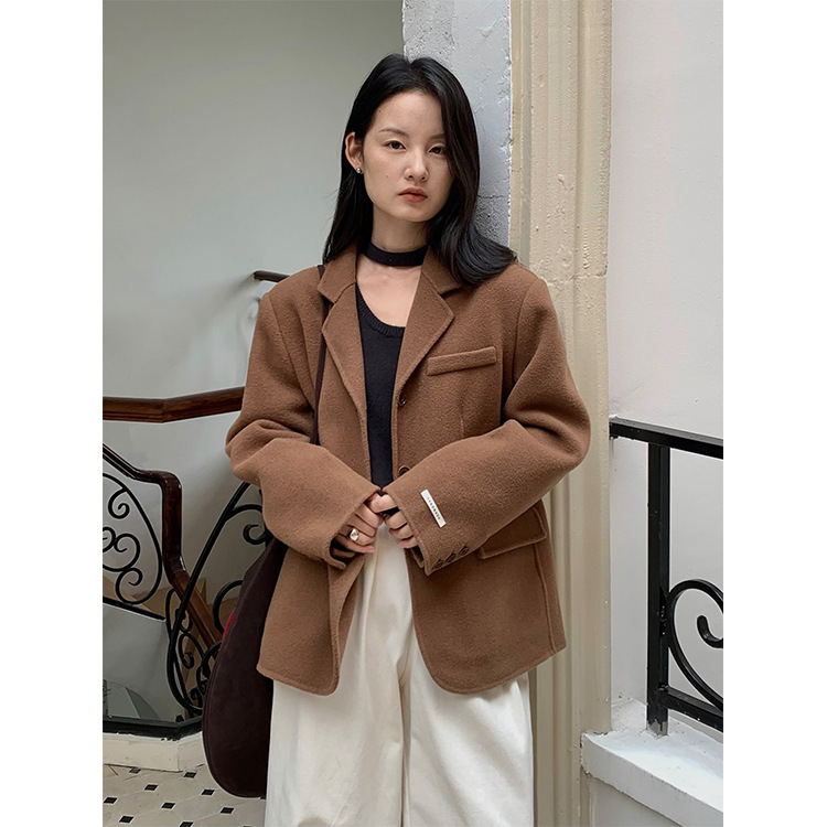 Tg Classic Retro Silhouette Woolen Shoulder Pad Suit Mid-Length Outwear for Women 2025 Winter New Style 23885