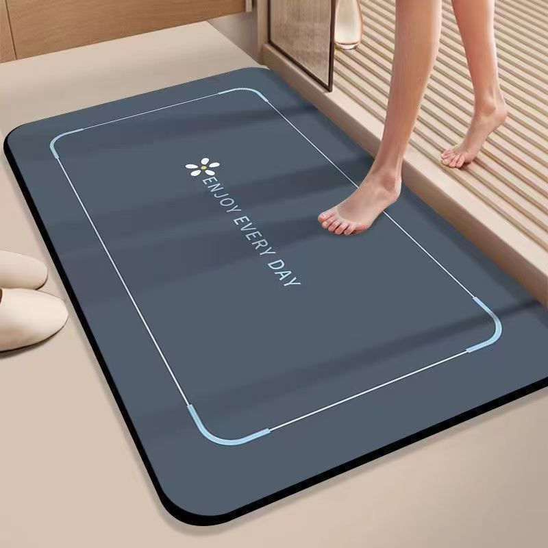 Quick dry non-slip carpet