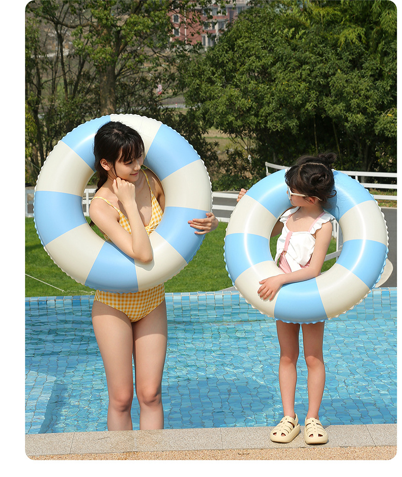 圆形复古圈5色泳圈详情模特_11.jpg