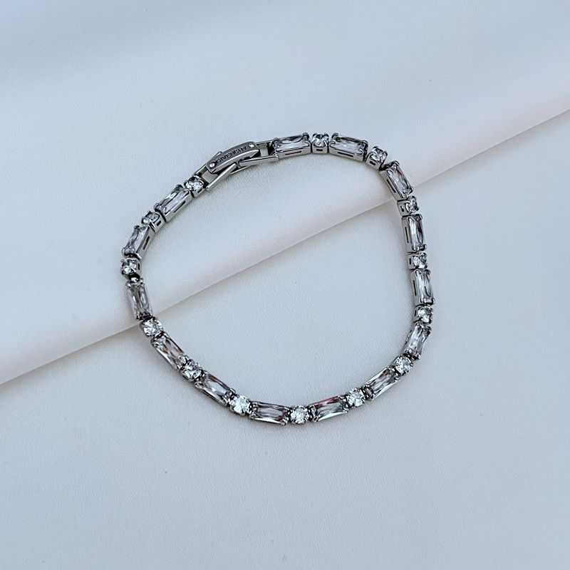 Fashionable elegant geometric square small stone inlay with zircon