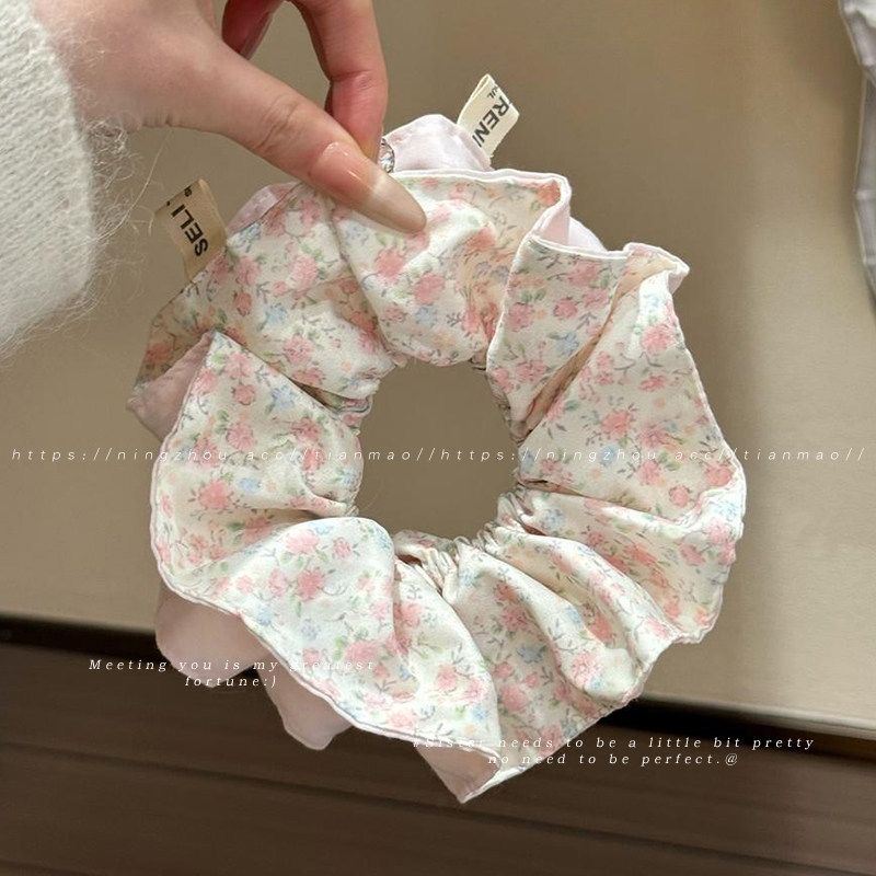 Nuevo scrunchie de encaje multicapa 2026 para mujer, lazo para el pelo de alta gama, accesorio suave para el cabello estilo coreano.