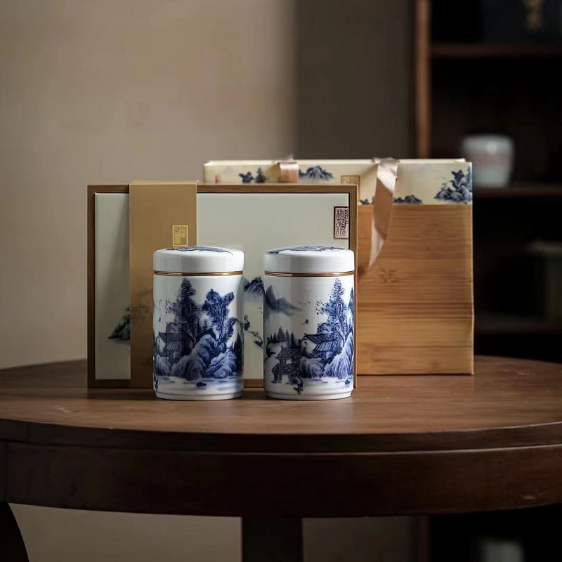 青花陶瓷茶叶罐储存罐密封罐礼盒装山水复古陶瓷罐批发手工