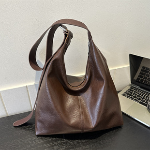Fashionable universal brand one-shoulder bag, solid color shoulder bag, Korean style