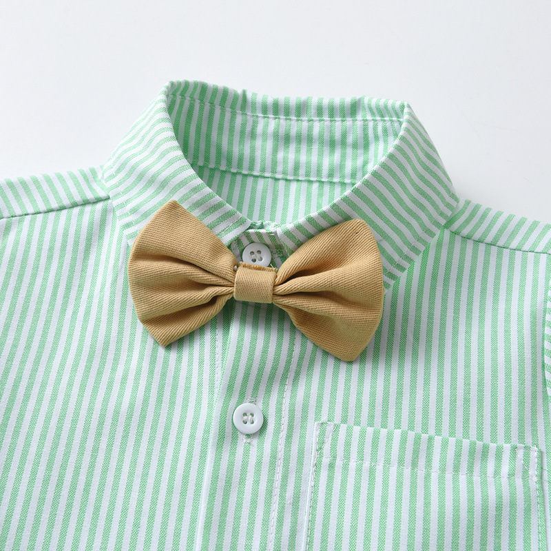 Coreana de niños a rayas de manga corta Cardigan de algodón correa de verano pantalones cortos trajes de niños grandes trajes de rendimiento del campus dos conjuntos