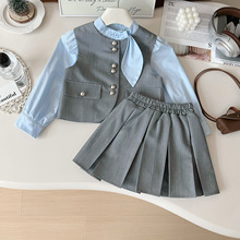 女童套装2024新款洋气女孩学院风衬衫马甲百褶裙时髦三件套67513