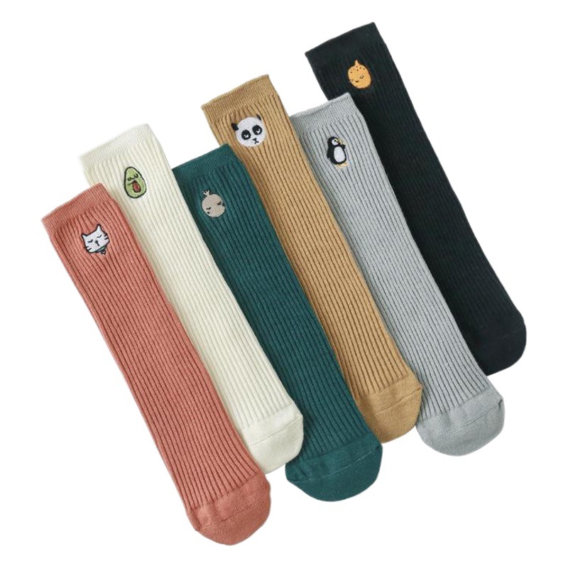 Primavera/Verano 2020 nuevos calcetines para niños calcetines de media pantorrilla de dibujos animados bordados calcetines para bebés calcetines altos para niños y niñas calcetines para padres e hijos