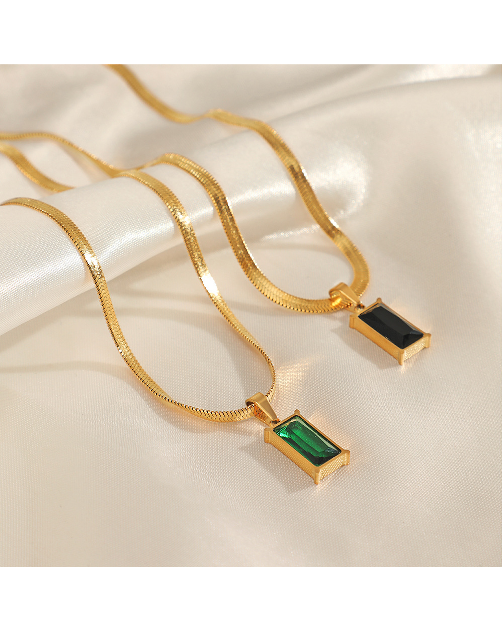 Fashion Square Stainless Steel Titanium Steel Plating Inlay Crystal Pendant Necklace 1 Piece