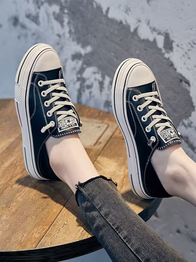 Weiße Schuhe für Damen 2023 neue lässige Sneakers aus weichem Leder in trendigen Eins-zu-Eins-Damenschuhen mit zwei Tragemöglichkeiten_voghion.com