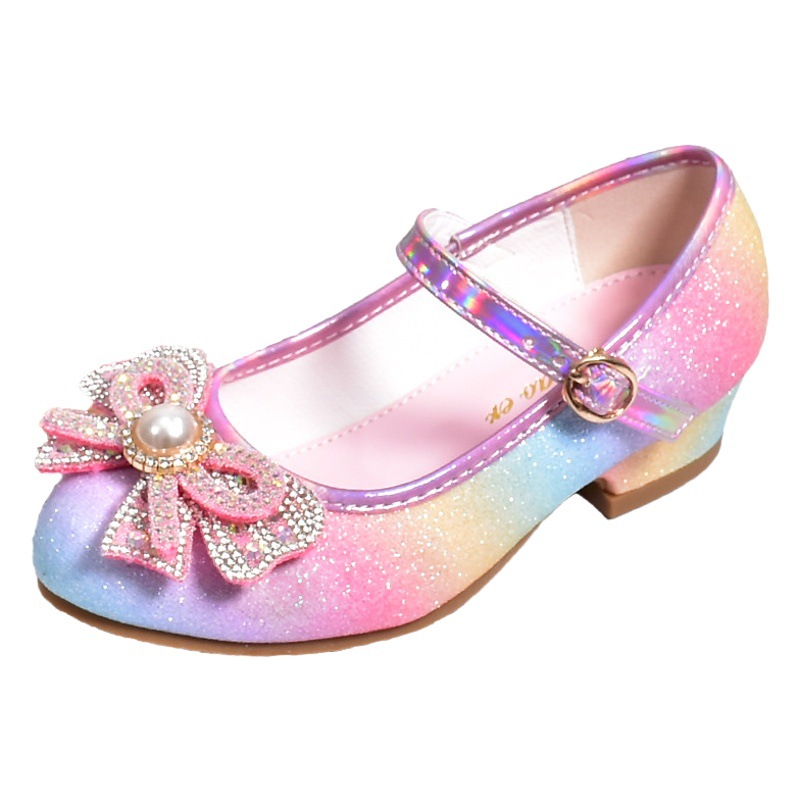 Zapatos de cuero de tacón alto para niños Nueva perla arco pequeña princesa zapatos etiqueta brillante piano zapatos de rendimiento niñas zapatos individuales