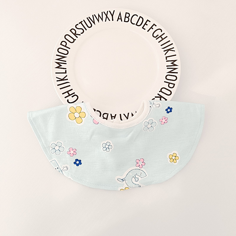 Bebé recién nacido otoño e invierno nuevo estilo flor saliva toalla algodón bebé impermeable escupir babero 360 grados rotación