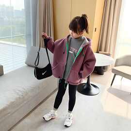 女童毛绒连帽外套2025秋冬装中大童加厚摇粒绒拉链衫儿童保暖开衫