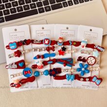 �ɰ�����ƻ��è�������Ѽ���������Ůͷ��Сѧ����Ʒ�ڵ�̯��Ʒ