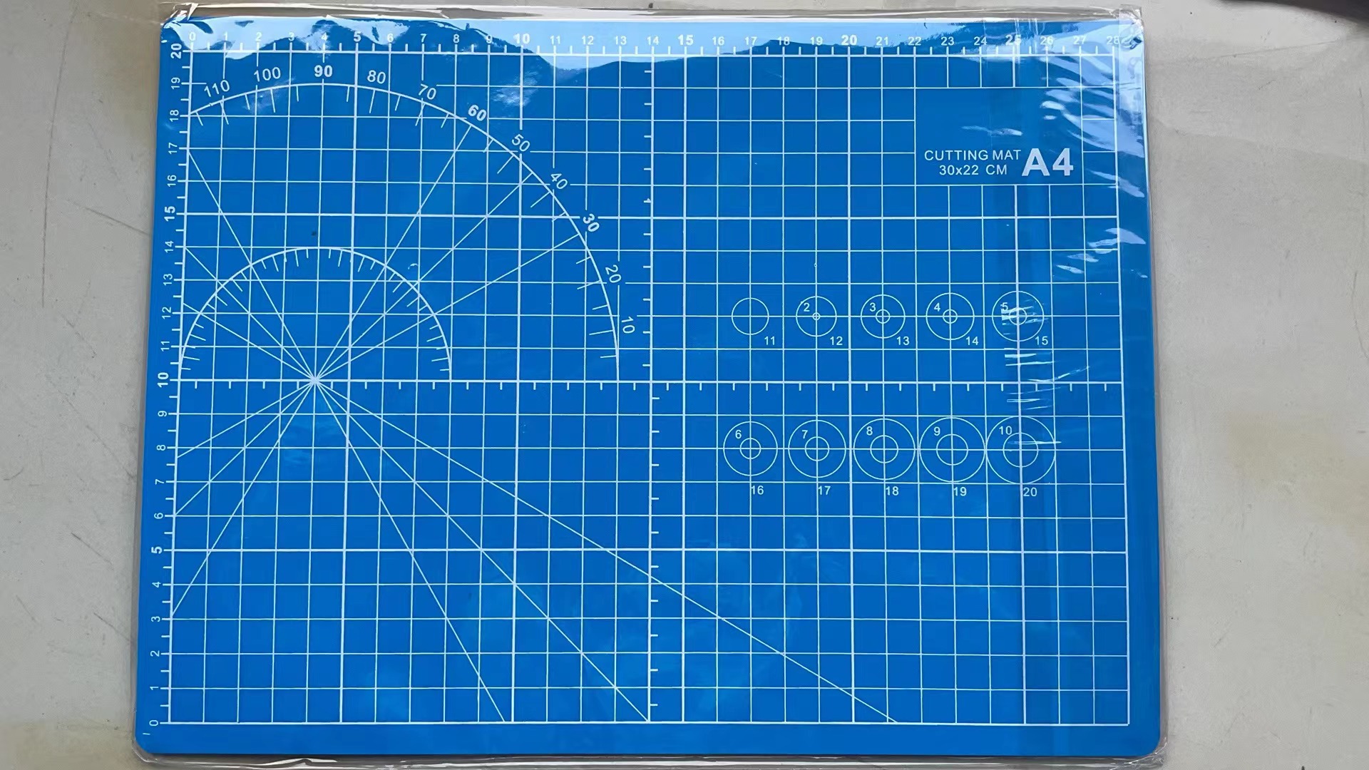 a4专业切割板pvc垫板裁剪板 a5设计雕刻模型板 介刀刻度板批发-阿里巴巴
