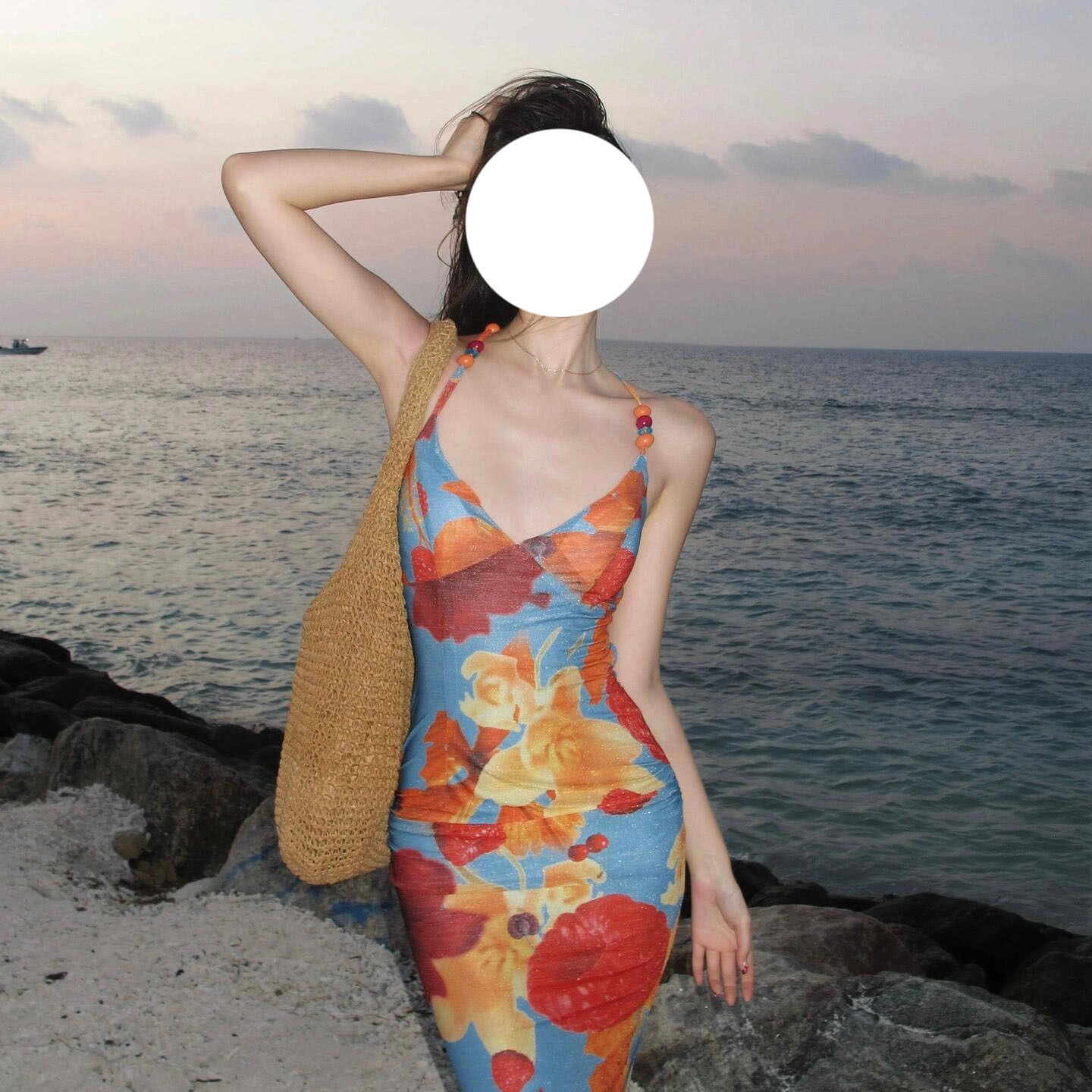 European and American Island Resort Style Backless Strap Dress New Elegant Slimming Look Hip-Hugging Long Skirt Vacation Skirt