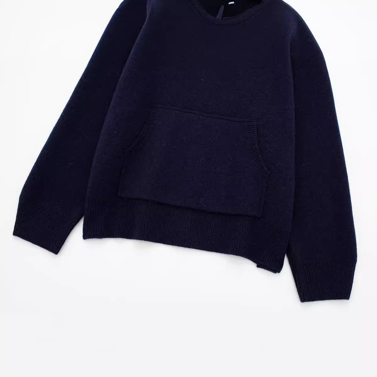 Felpa con cappuccio ampia in maglia di lana tinta unita, semplice e alla moda, nuova collezione autunnale da donna_voghion.com