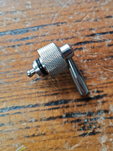 ���ơ���y�T�����ơ�C�������^���^��������������{�����o�ݽz