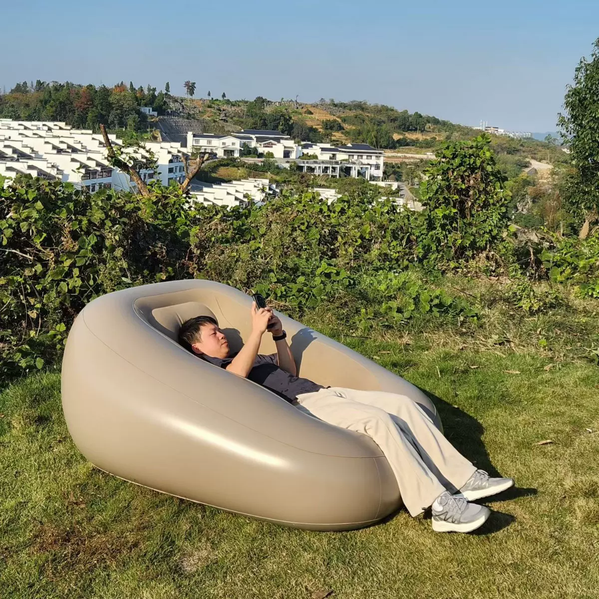 视频验厂跨境自动充气床垫折叠沙发pvc植绒户外露营airsofabed