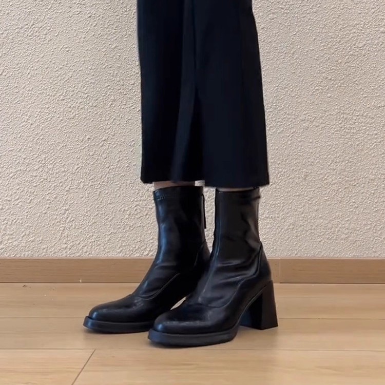 牛皮版~极简新款黑色百搭弹力瘦瘦靴女复古后拉链高跟显瘦小短靴|undefined
