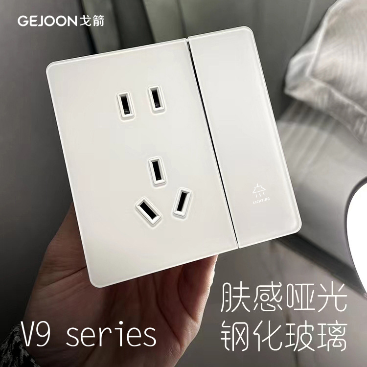 Type 86 wall switch socket ultra-thin skin-feel tempered glass dual-control white one-open five-hole USB socket wholesale