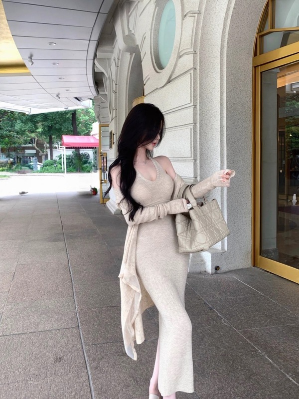 羊毛镂空长袖针织开衫包臀收腰鱼尾连衣裙套装|undefined