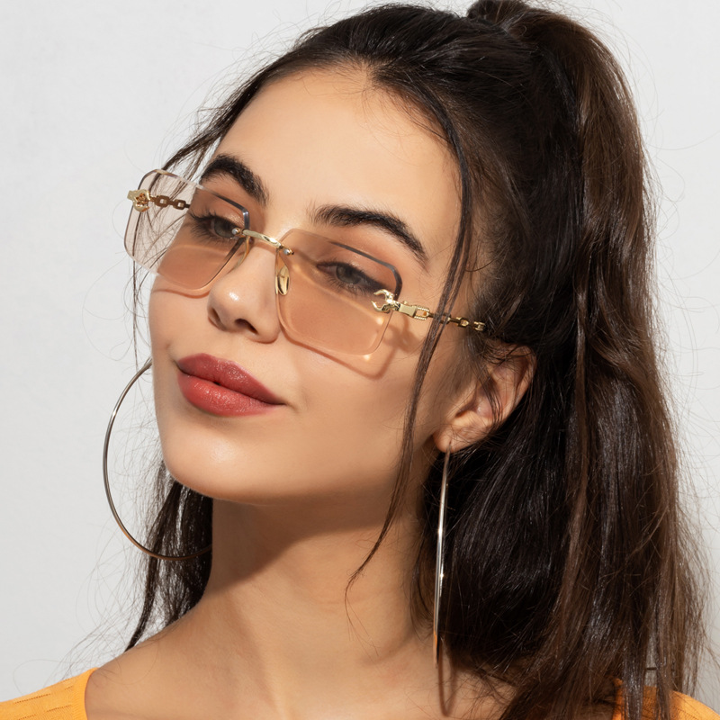 32g Weight Frameless Glasses Structure Sunglasses Classification PC, UV400 Protection Lens Material Square Glasses Style Travel Occasion Solid Color Pattern Women'S Gender Fashion Style Fashion Solid Color PC UV400 Protection Square Frameless Women's Sunglasses 1