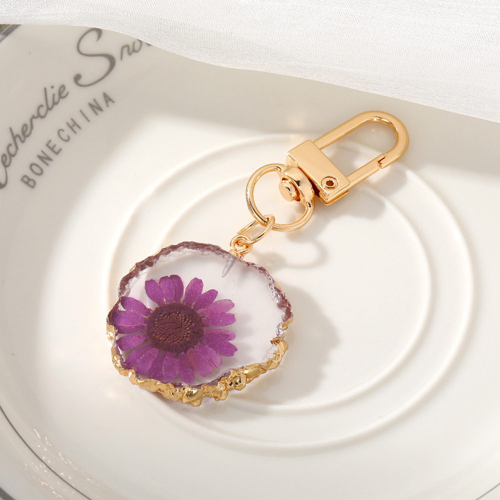 30g Weight Bag Pendant, Keychain Classification 1 Piece Quantity Holiday Occasion Dried Flower Material Flower Pattern Women's Gender Epoxy Design Pastoral Style Pastoral Flower Dried Flower Epoxy Women's Bag Pendant Keychain 10