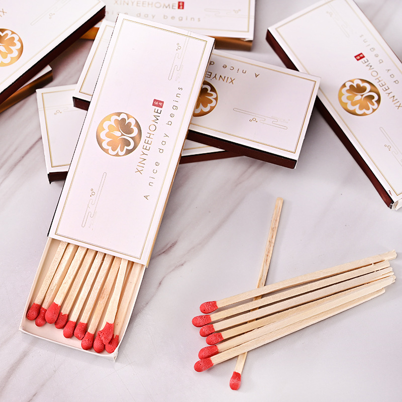 Iluminación doméstica de vela blanca, apagón de emergencia, prevención de desastres, lámpara de mantequilla roja sin humo, candelabros inodoro