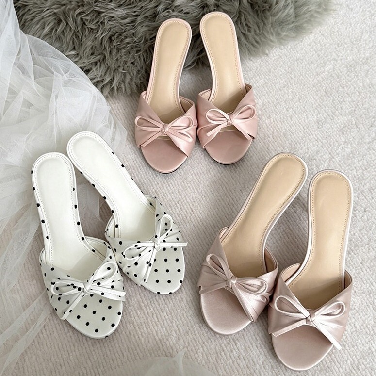 [in Stock] Super Stylish Bowknot Slippers for Outdoor Wear, Gentle Style, Round Toe, Open Toe, High Heel Sandals for Women, Summer Thin Heel