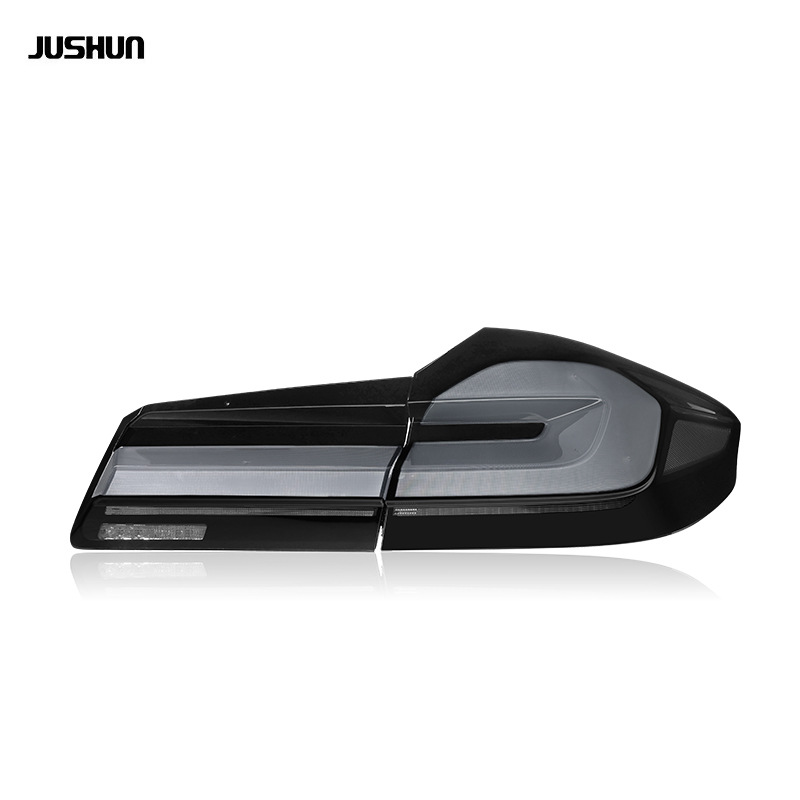 Aplicable a 18-20 BMW Serie 5 G30 Modificación de montaje de la luz trasera 21 nuevo LCI ennegrecido LED Luz Trasera